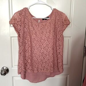 Dusky pink blouse, size small.